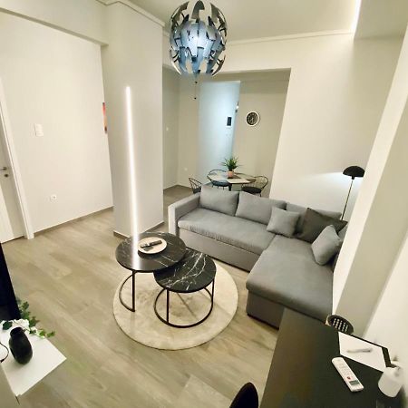 Central Grey Quiet Apartment سالونيك المظهر الخارجي الصورة