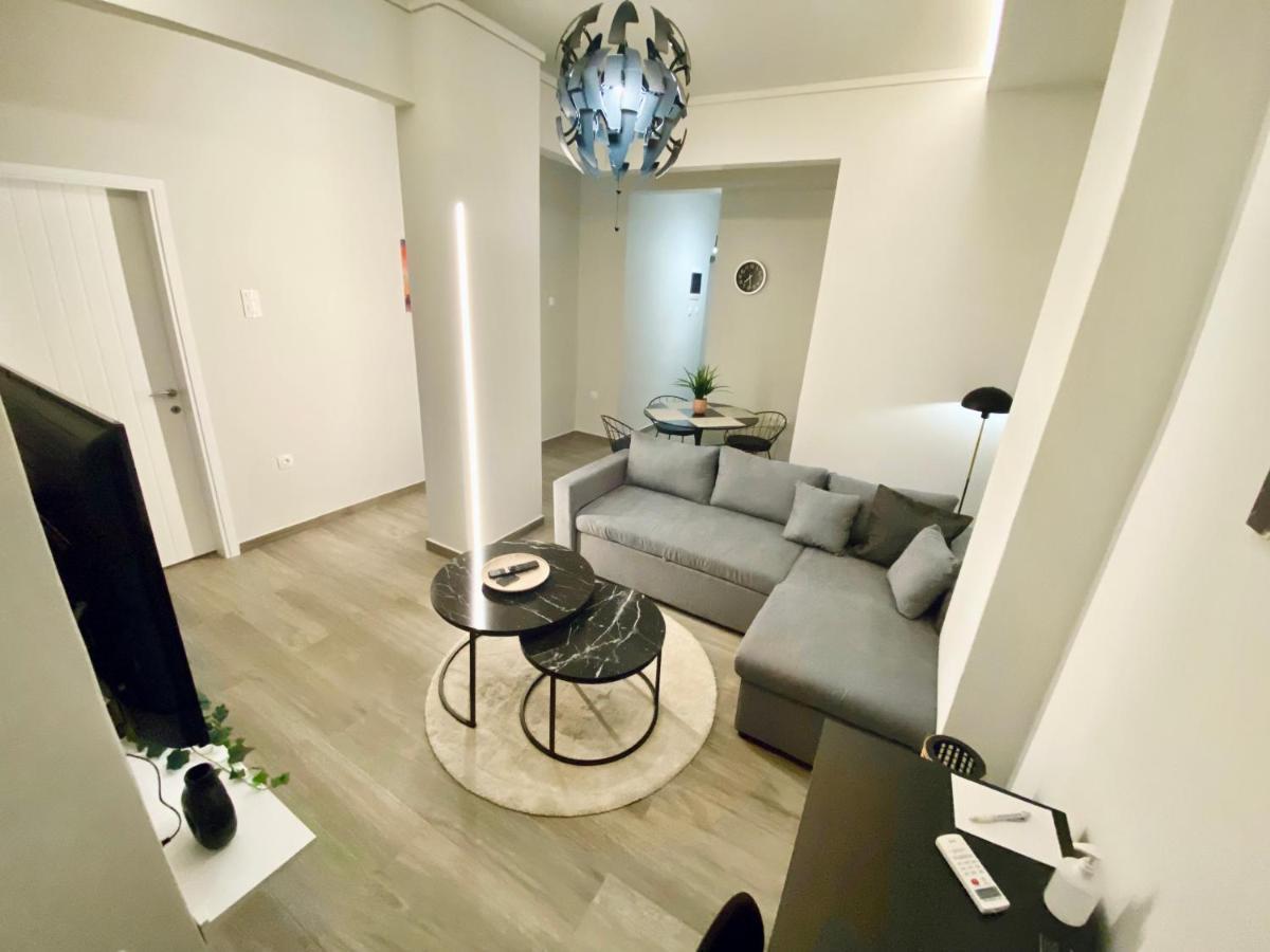 Central Grey Quiet Apartment سالونيك المظهر الخارجي الصورة