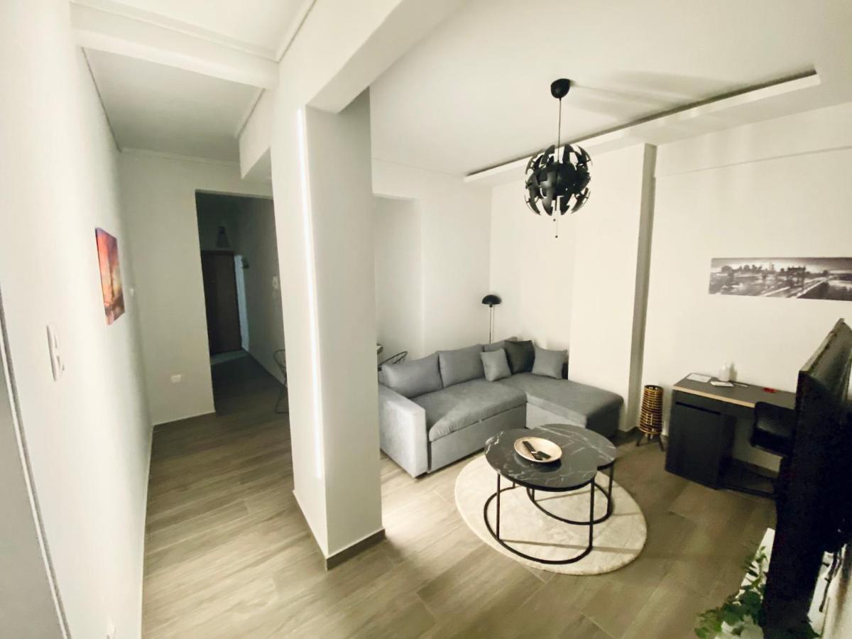 Central Grey Quiet Apartment سالونيك المظهر الخارجي الصورة