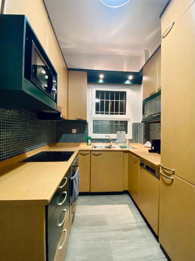 Central Grey Quiet Apartment سالونيك المظهر الخارجي الصورة